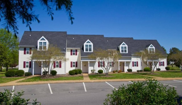Williamsburg | Historic Village Retreat | Pool & Tennis | 2BR