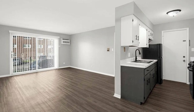 Wonderful 2-bedroom apartment with AC in lovely Alsip