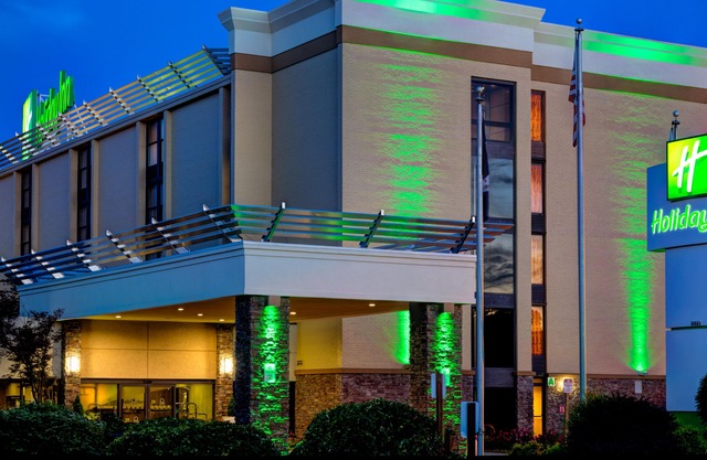 Holiday Inn Roanoke - Tanglewood Route 419 & I 581, an Ihg Hotel