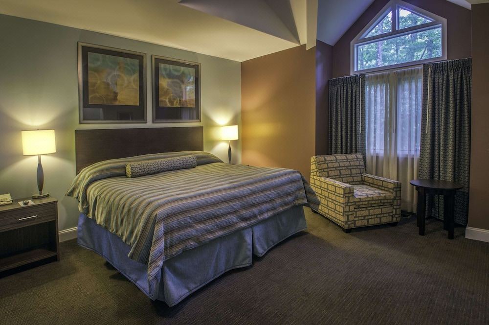 Photo of Bedroom in Glade Springs