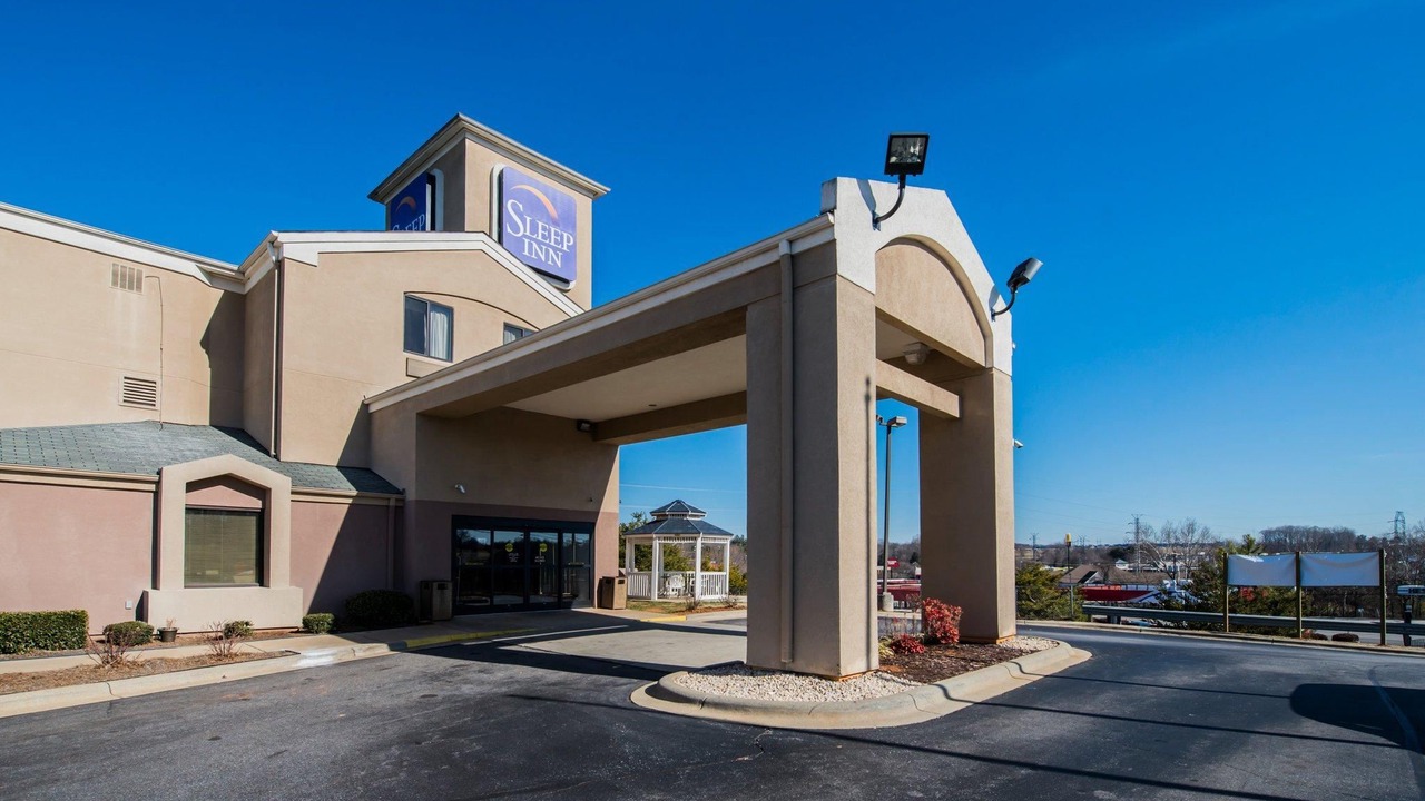 Photo of Buildings in Statesville