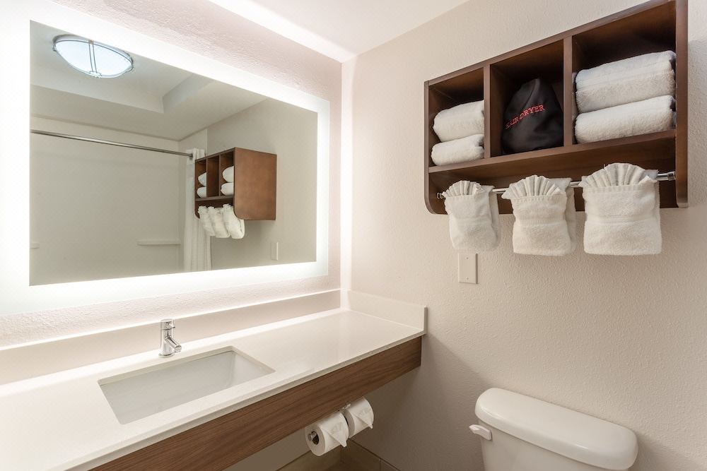 Photo of Bathroom in Scottsburg