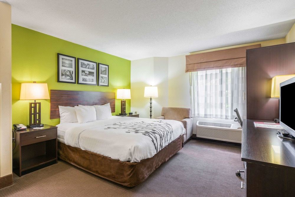 Photo of Bedroom in Statesville