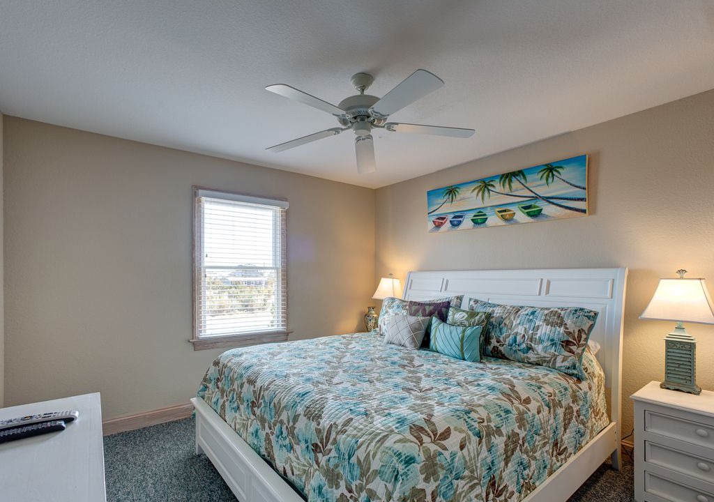 Photo of Bedroom in Wind Over Waves