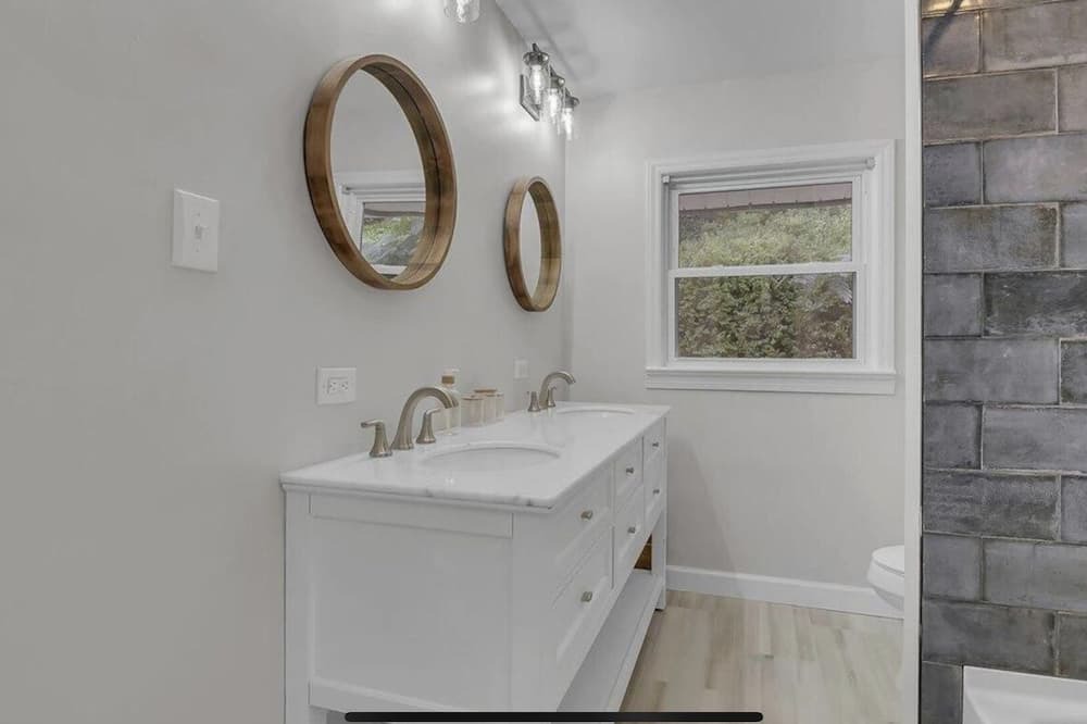 Photo of Bathroom in Cave Spring