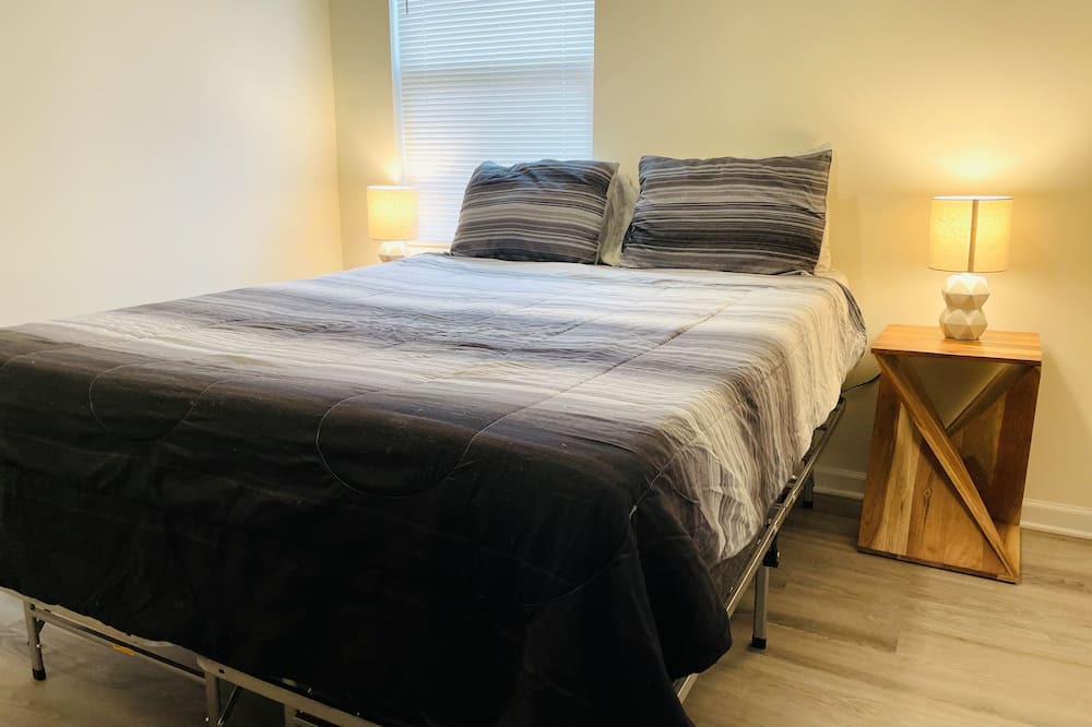 Photo of Bedroom in Oakdale