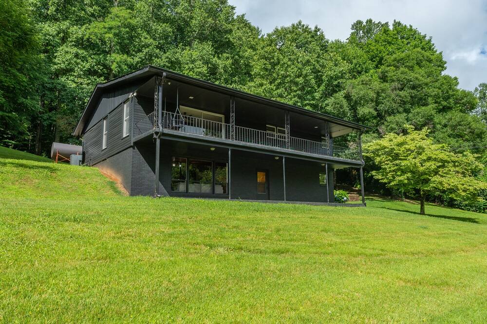 Photo of Outdoor in Waynesville