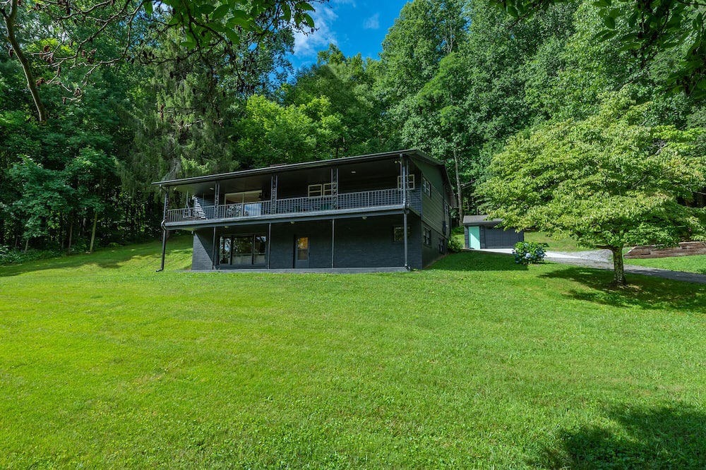 Photo of Outdoor in Waynesville