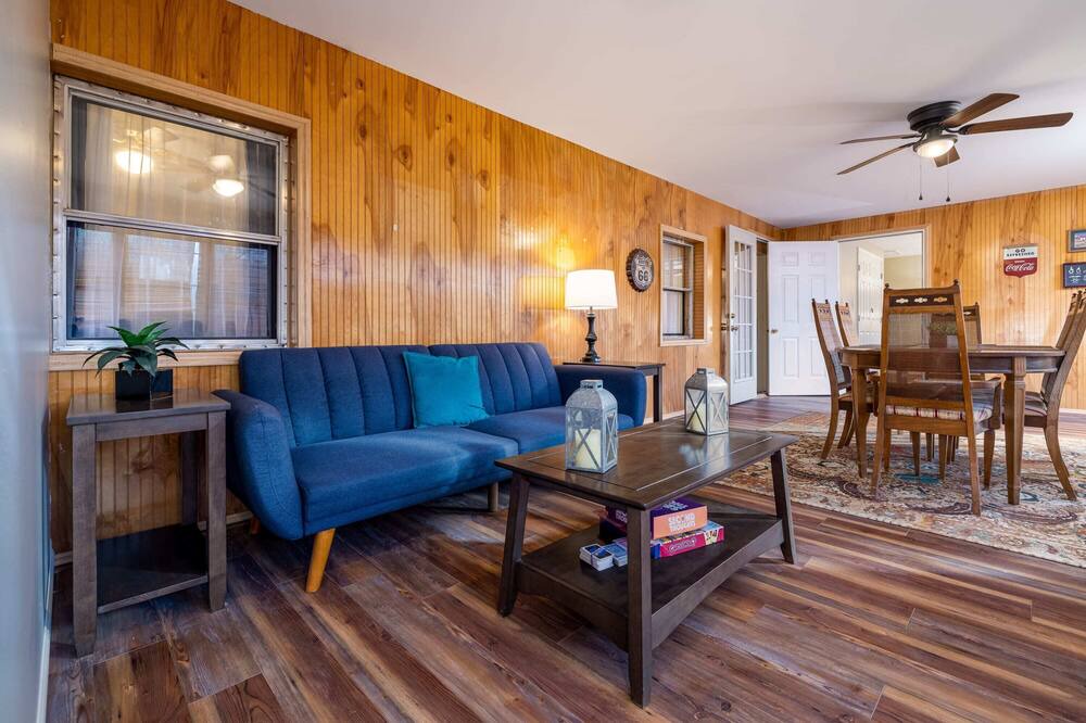 Photo of Livingroom in Rileyville