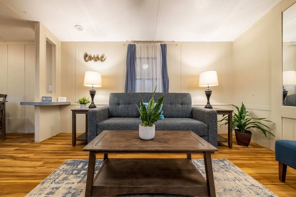 Photo of Livingroom in Rileyville