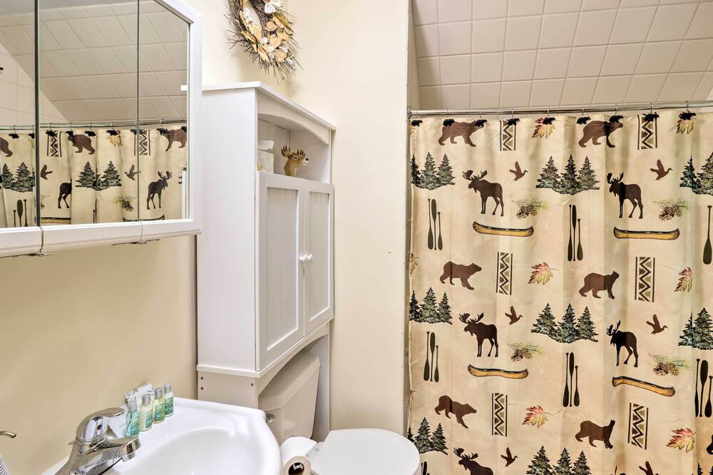 Photo of Bathroom in Topton