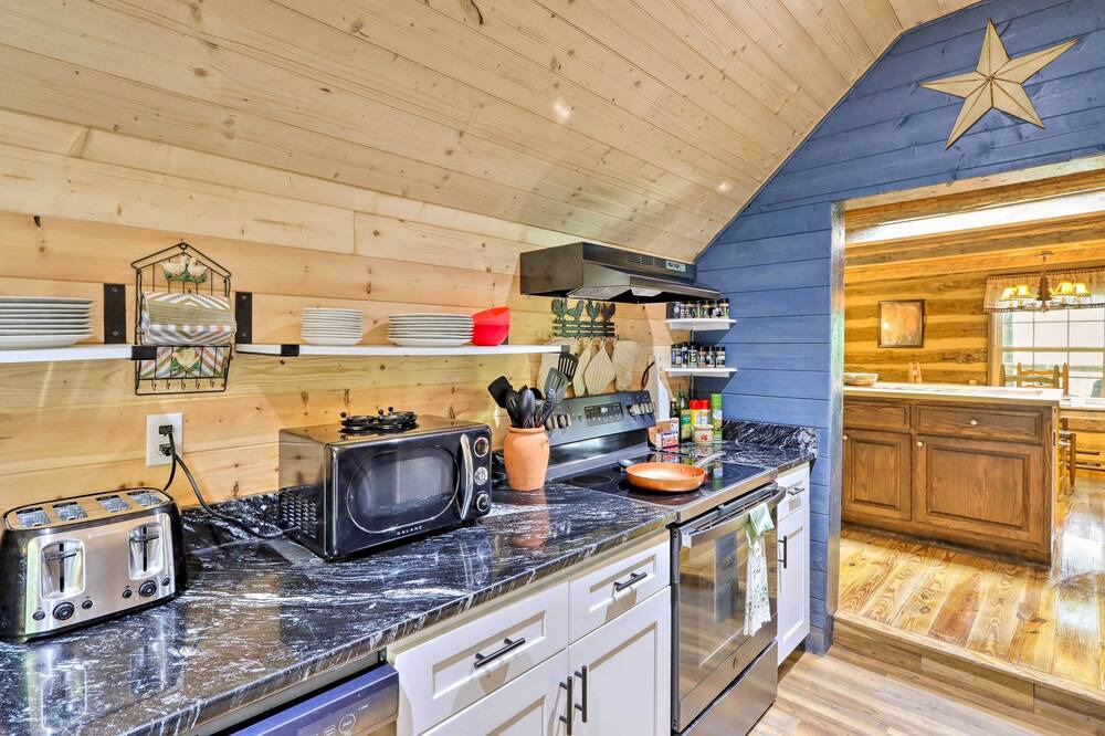 Photo of Kitchen in Topton