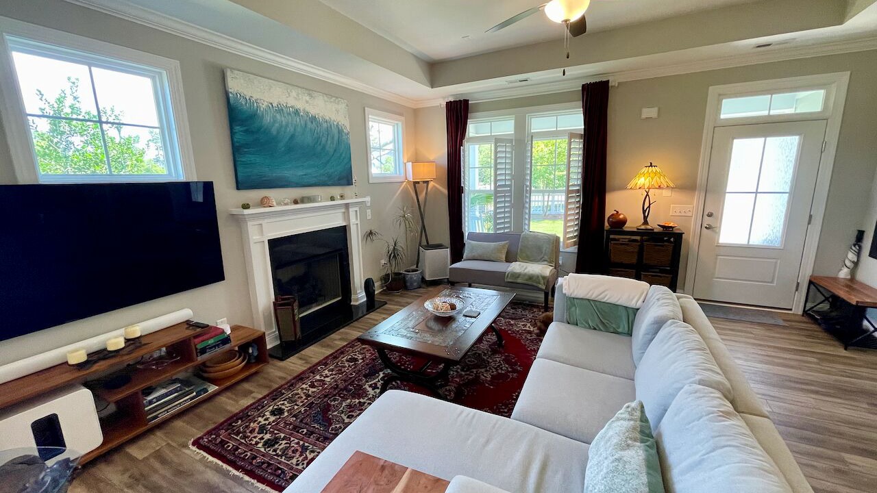 Photo of Livingroom in Morehead City