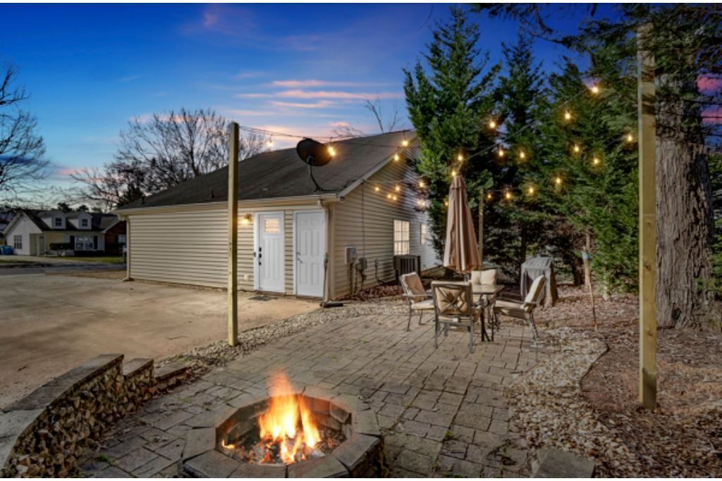 Photo of Outdoor in Belmont
