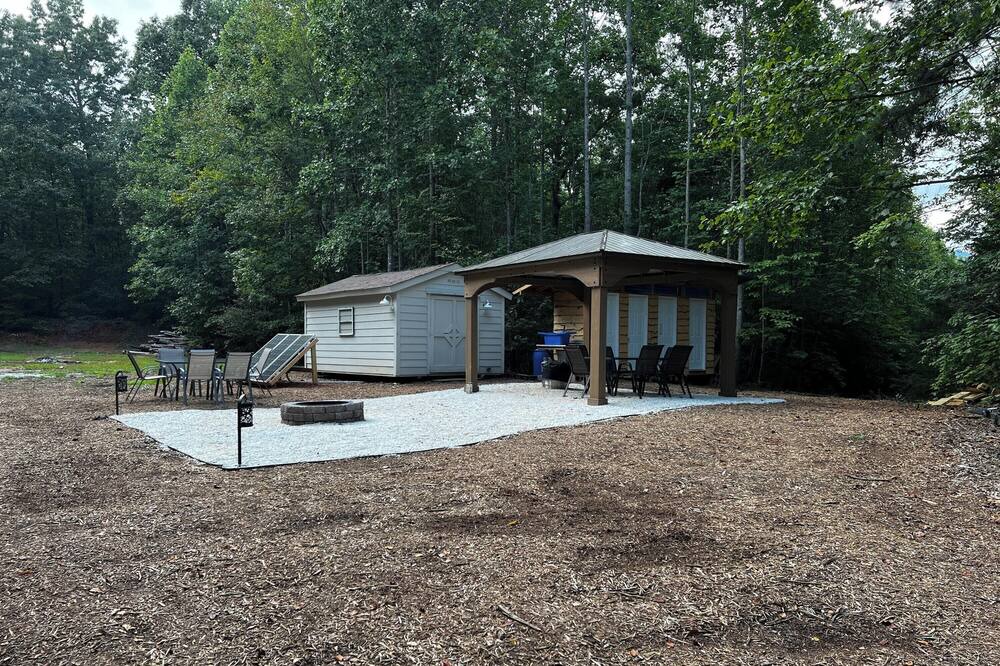 Photo of Outdoor in Pickens