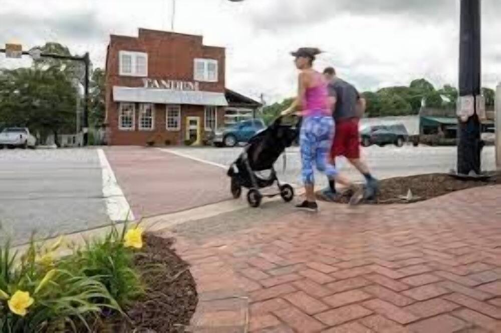 Photo of Others in Pickens