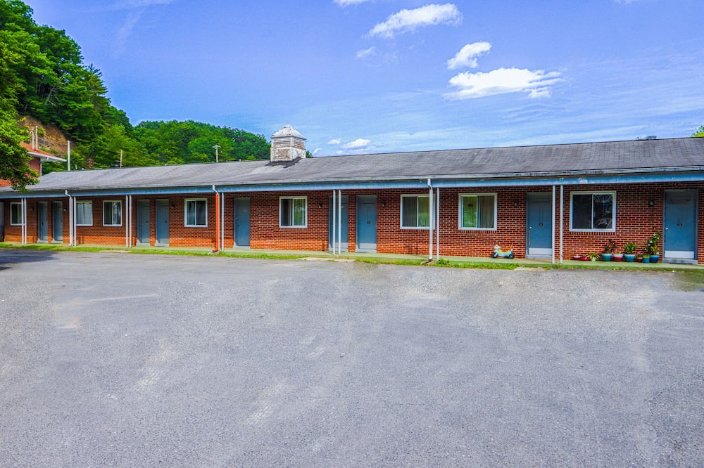 Photo of Outdoor in Blue Jay
