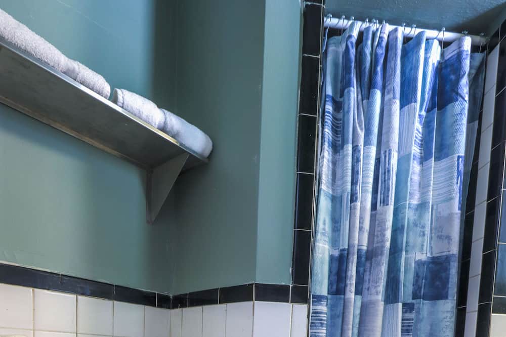 Photo of Bathroom in Blue Jay