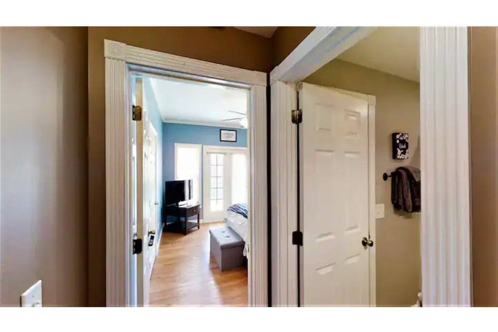 Photo of Bedroom in Monterey