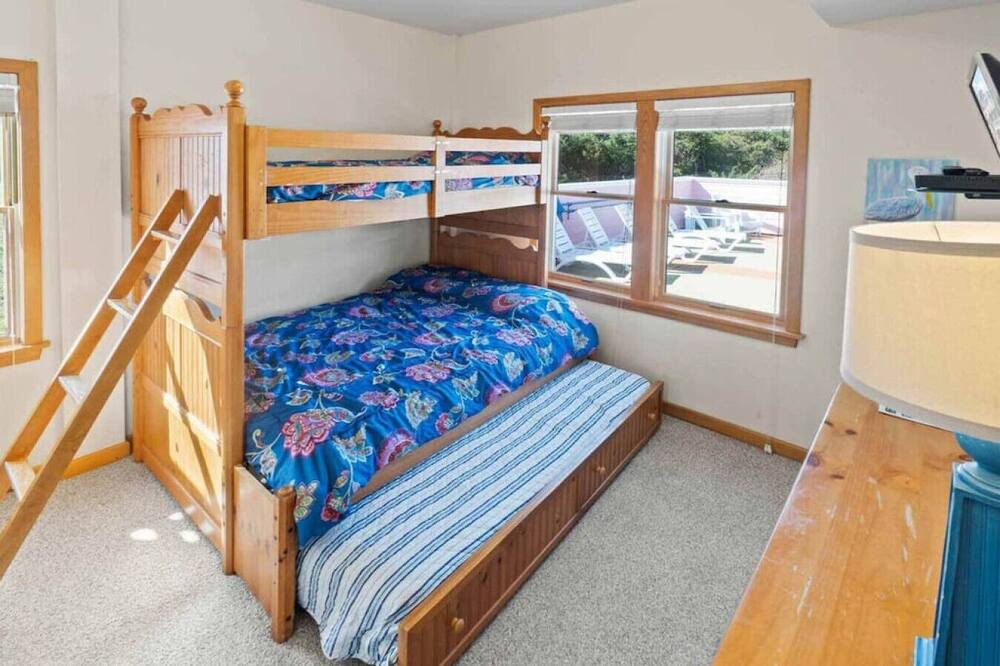 Photo of Bedroom in Ocean Isle Estates