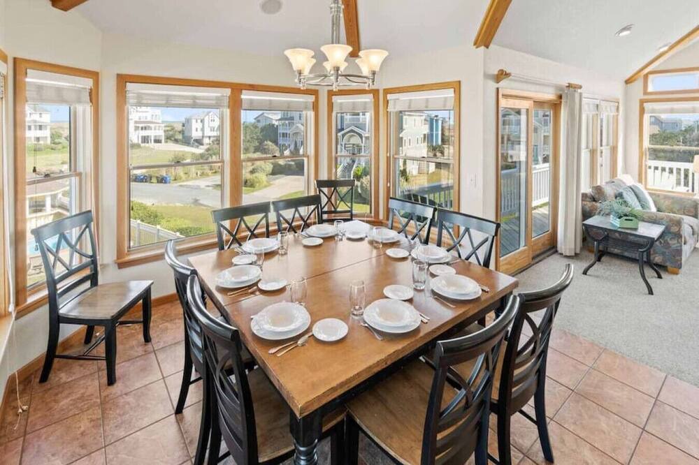 Photo of Livingroom in Ocean Isle Estates