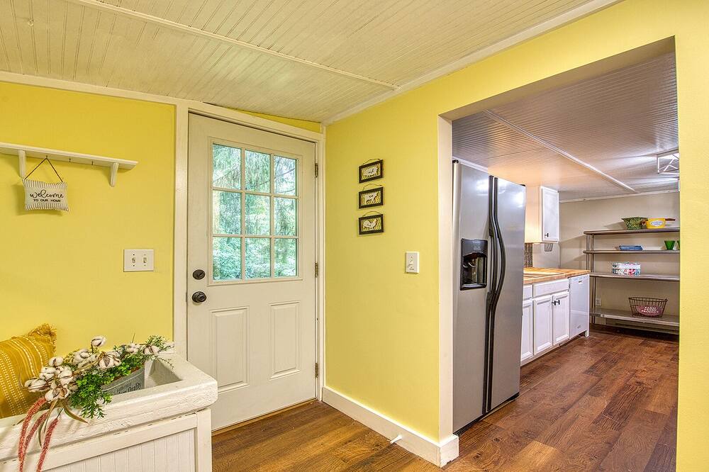 Photo of Bedroom in Sylva