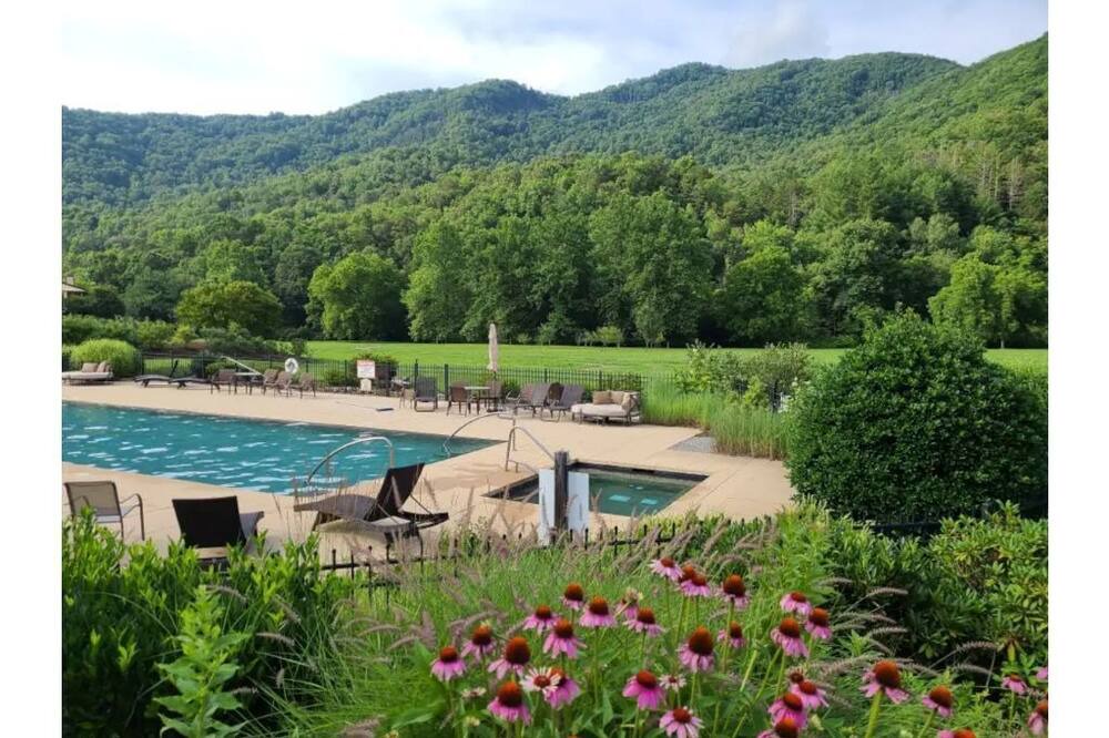 Photo of Outdoor in Cullowhee