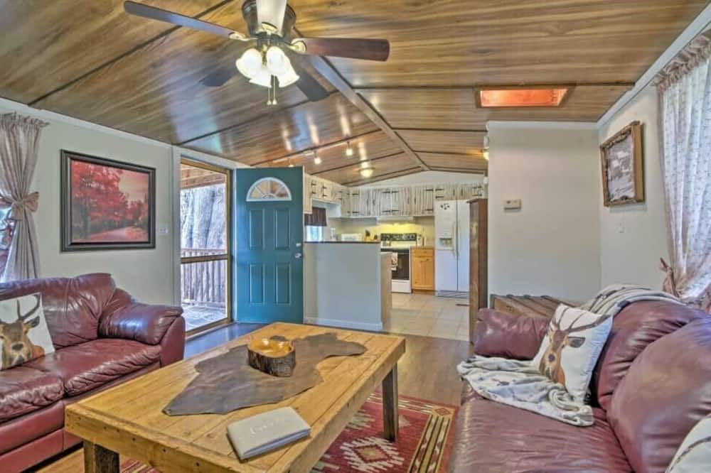Photo of Livingroom in Waynesville