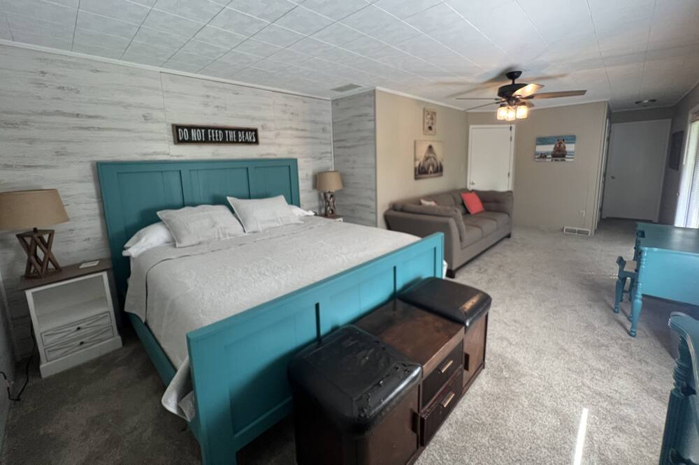 Photo of Bedroom in Leitchfield