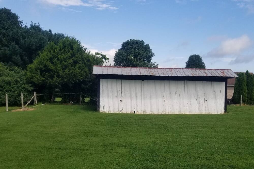 Photo of Others in Monticello