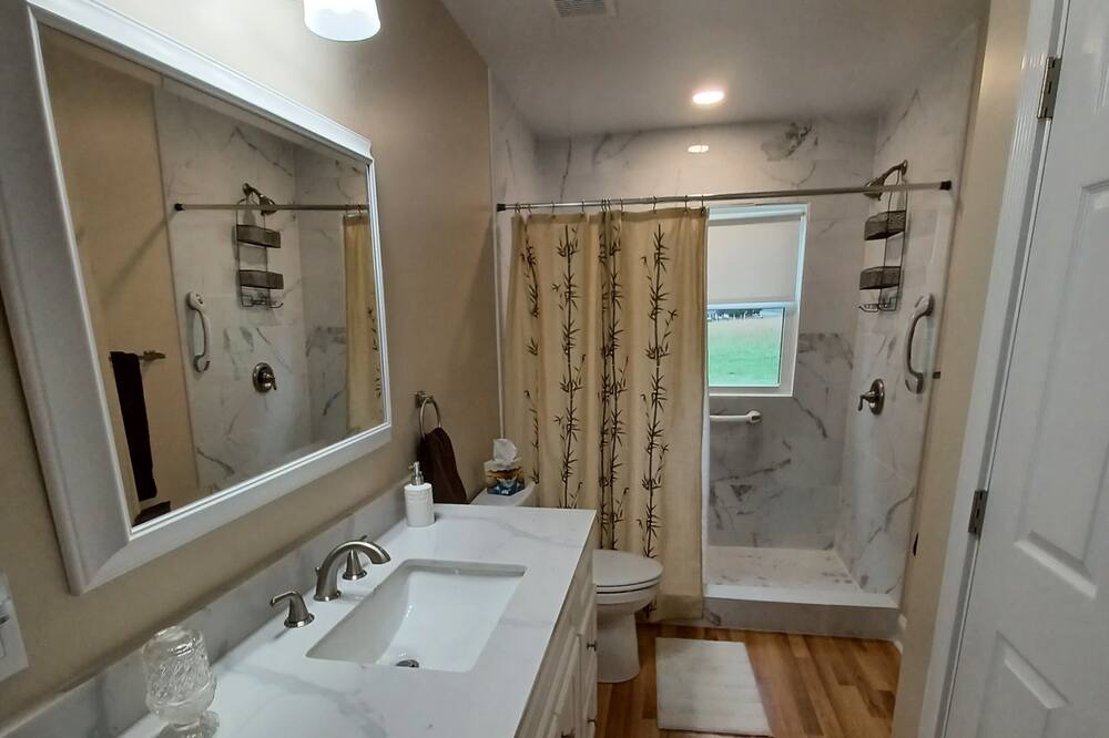Photo of Bathroom in Rileyville