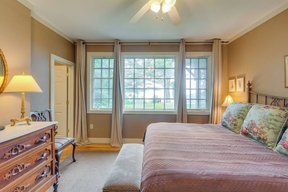 Photo of Bedroom in Pelham