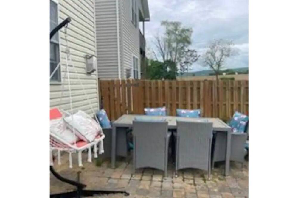 Photo of Outdoor in Woodstock