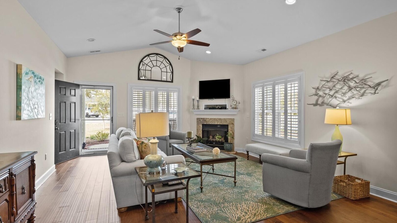 Photo of Livingroom in Morehead City