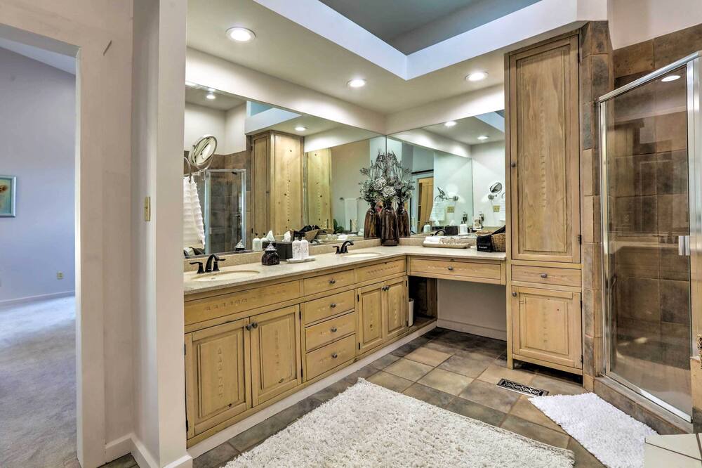 Photo of Bathroom in Nicholasville