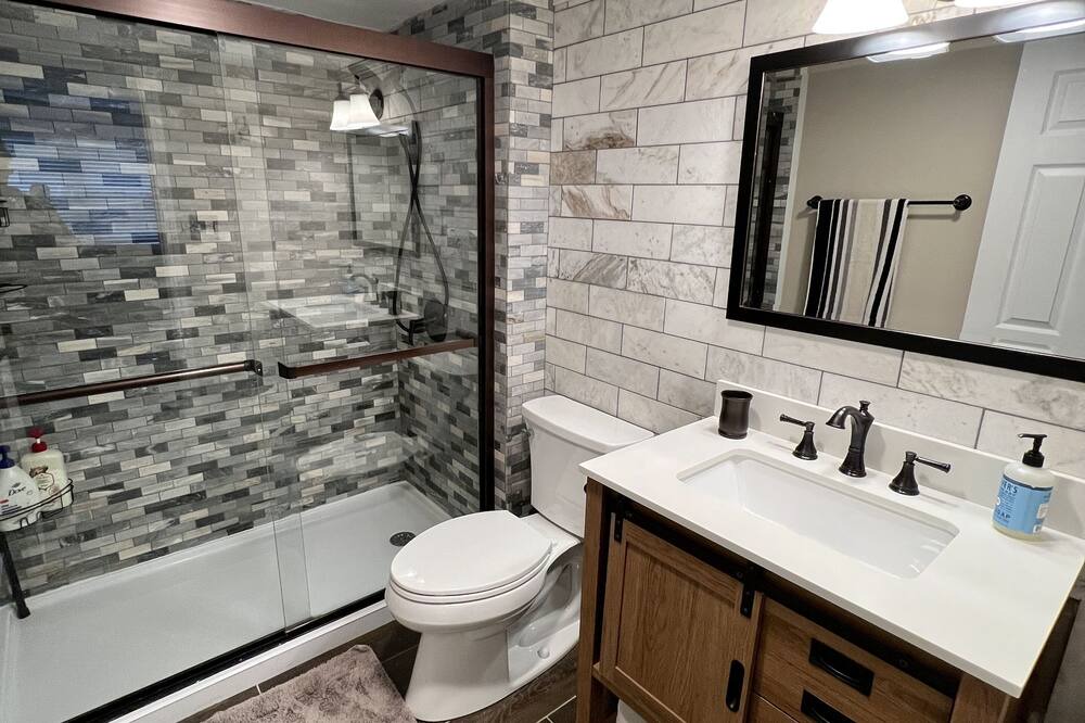 Photo of Bathroom in Downtown Knoxville