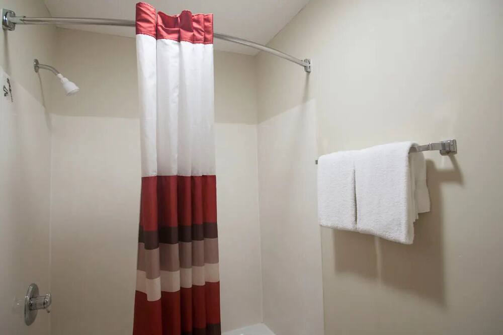Photo of Bathroom in Pittsburg
