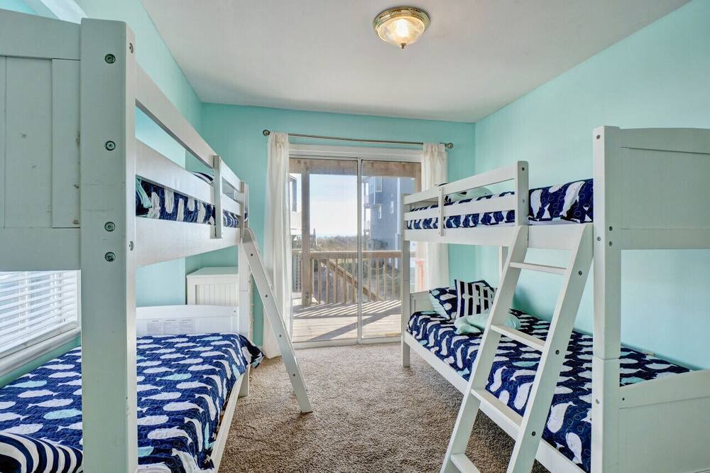 Photo of Bedroom in Village of Stump Sound