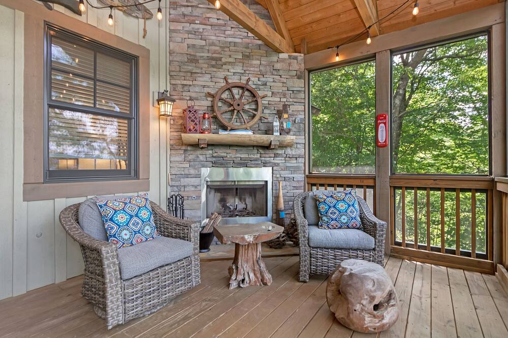 Photo of Livingroom in Bear Lake Reserve