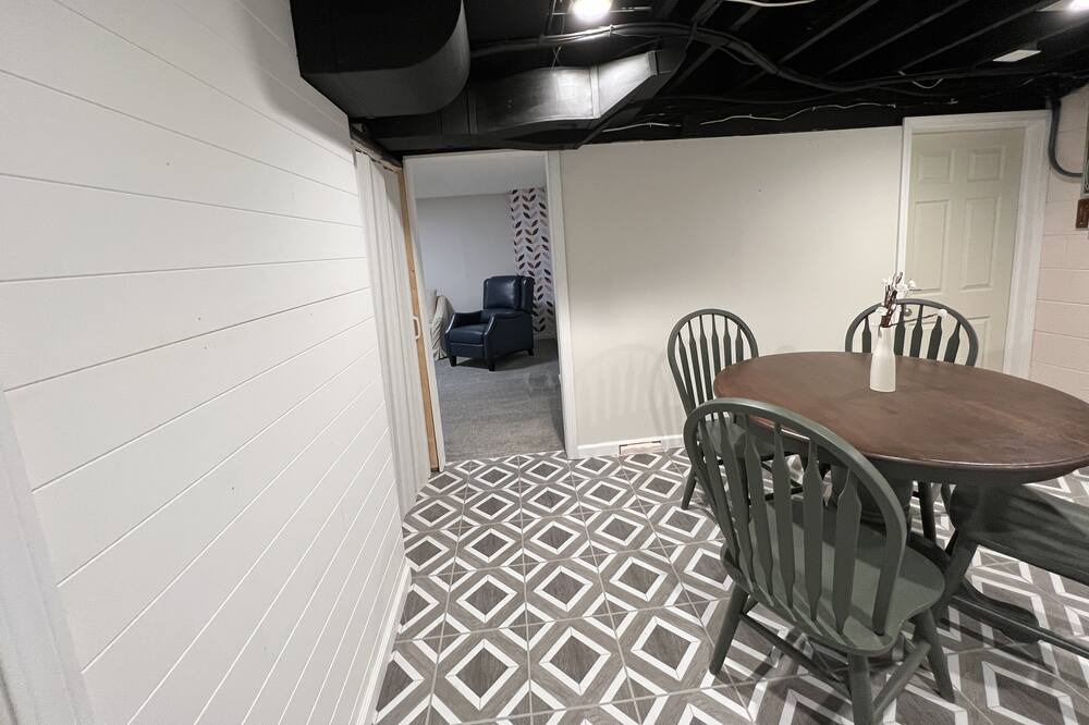 Photo of Bedroom in Greenwood