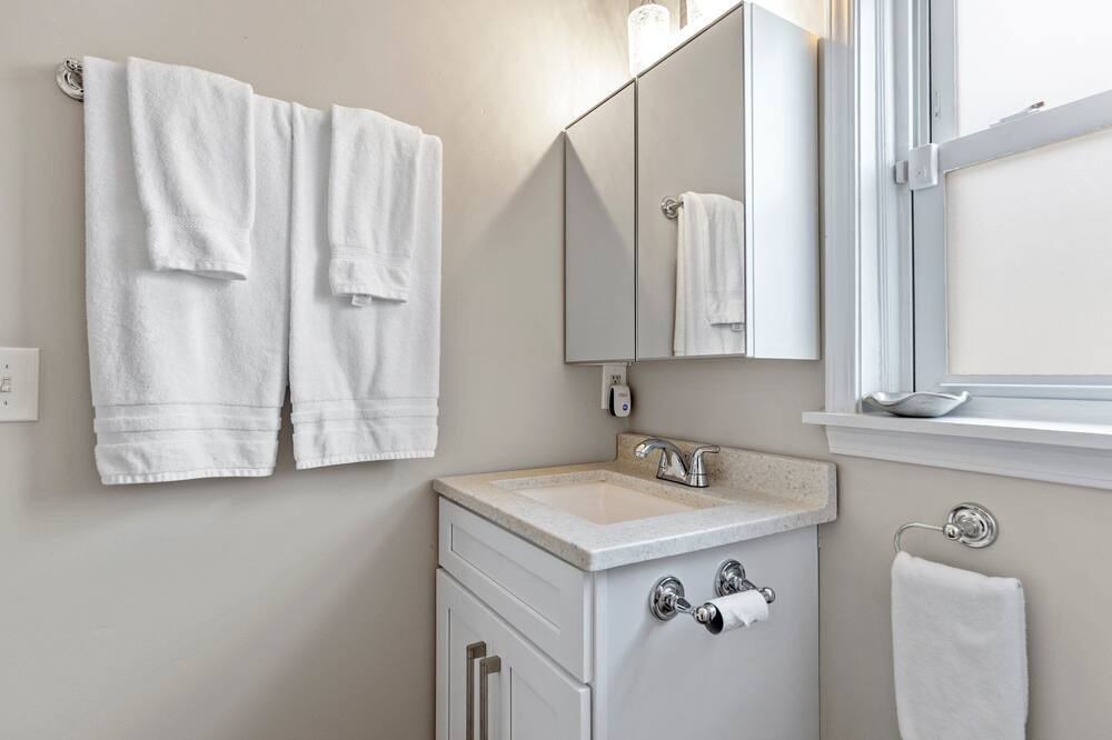 Photo of Bathroom in Morehead City