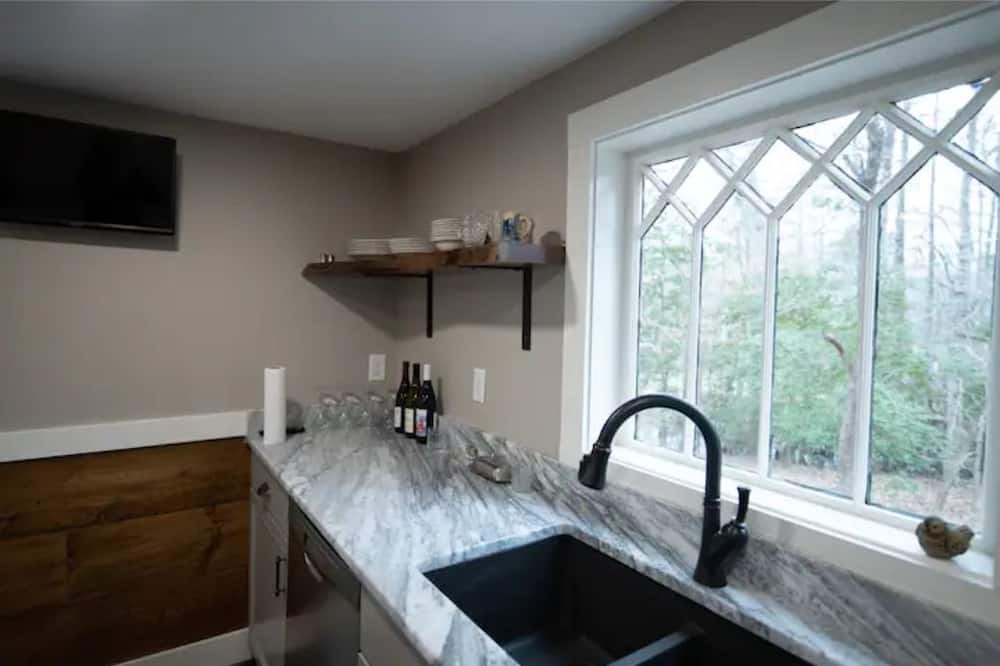 Photo of Kitchen in Stonehouse