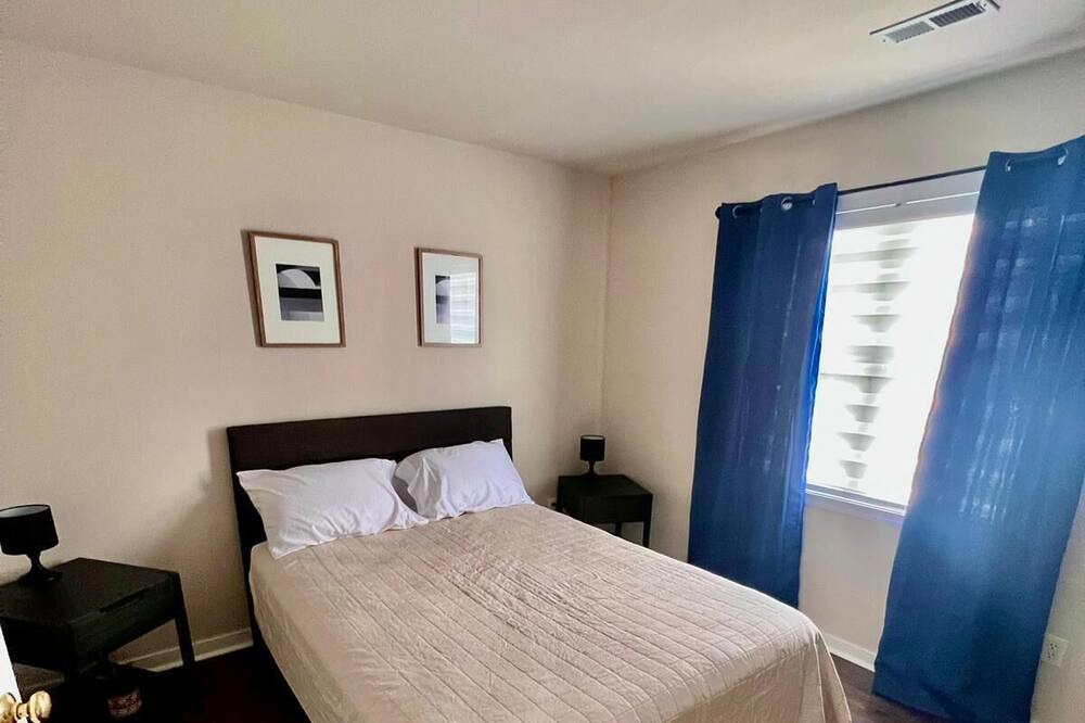 Photo of Bedroom in Mosby