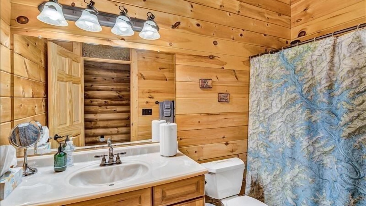 Photo of Bathroom in High Point