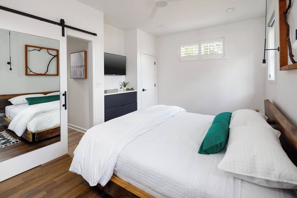 Photo of Bedroom in Travelers Rest