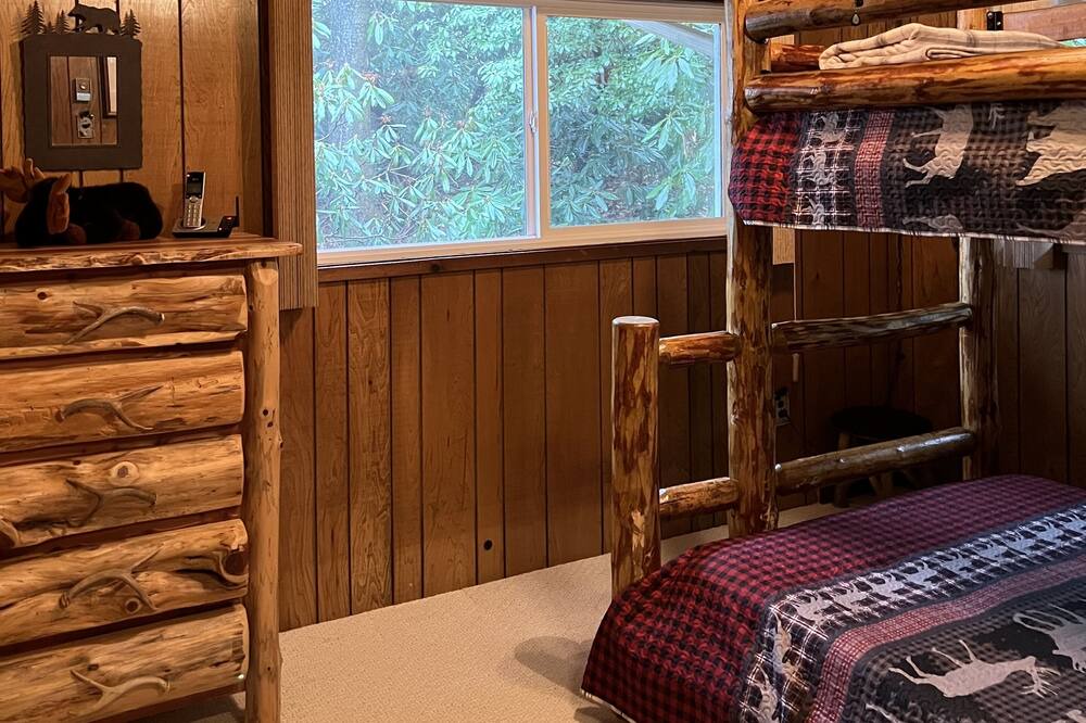 Photo of Bedroom in Dan River
