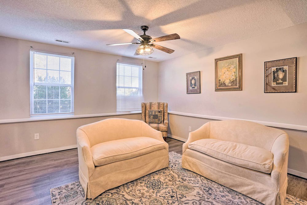 Photo of Bedroom in Mosby