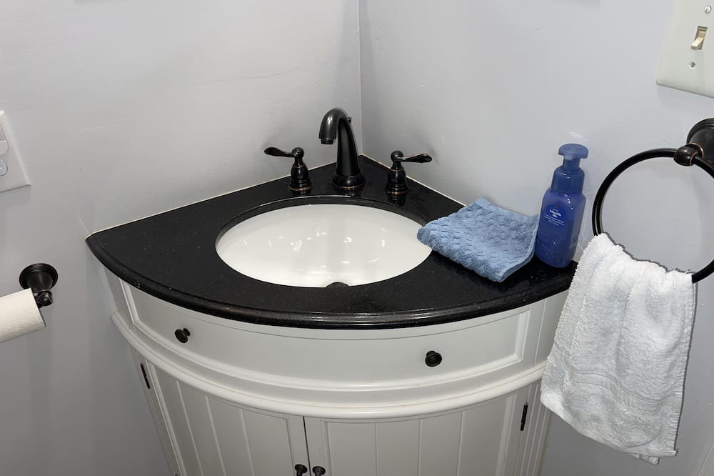 Photo of Bedroom in Asbury