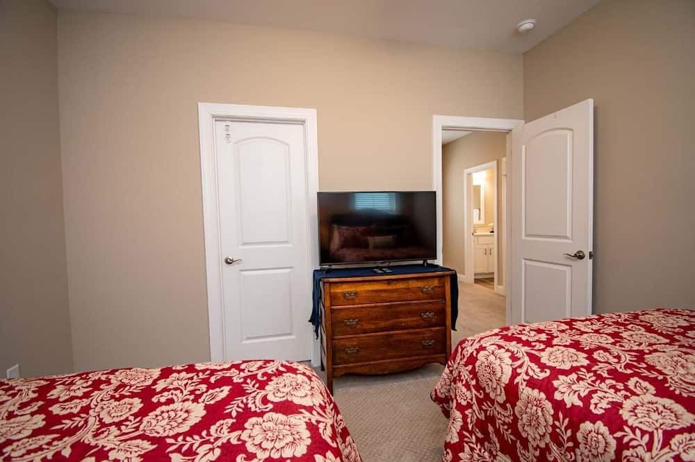 Photo of Bedroom in Morehead City