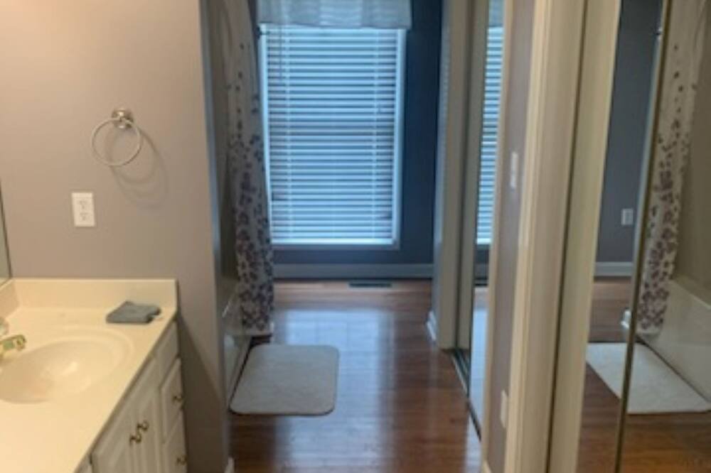 Photo of Bathroom in Benton